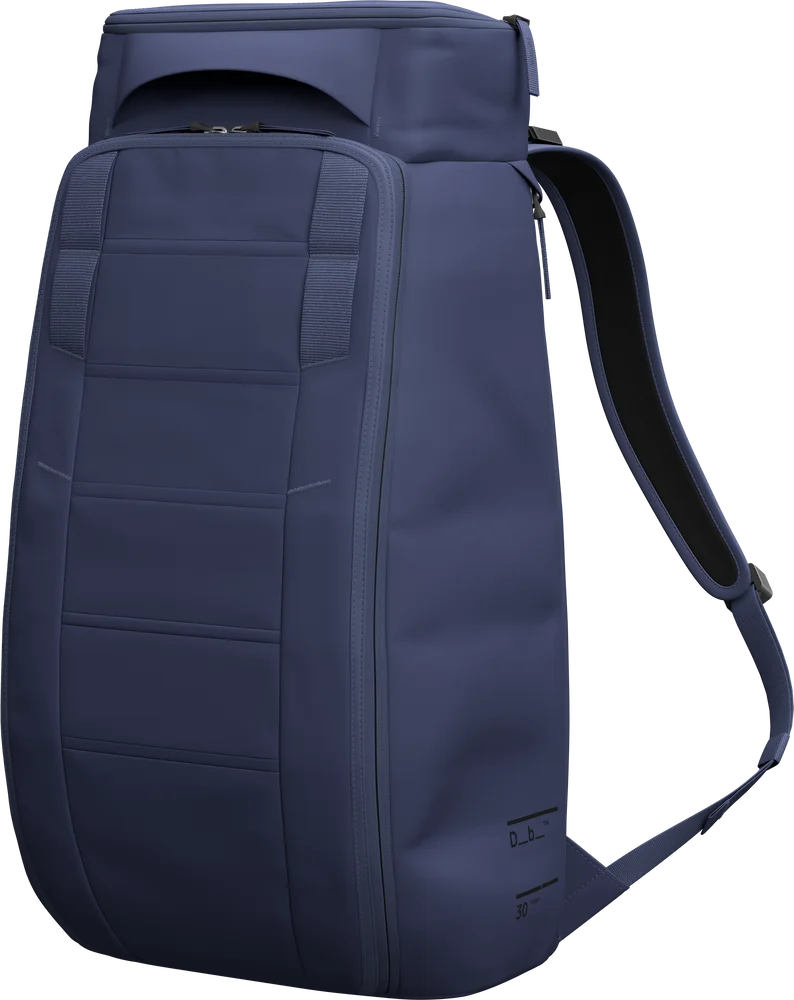 Hugger Backpack 30L v:2629134 Hugger Backpack 30L v:2629134