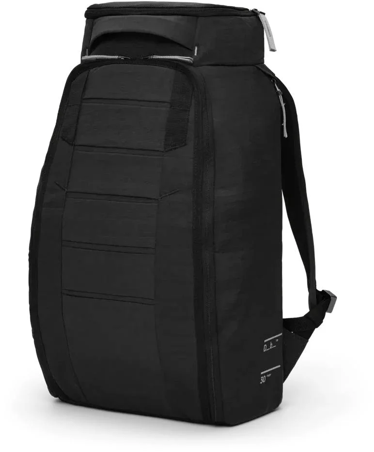 Hugger Backpack 30L v:6907156 Hugger Backpack 30L v:6907156